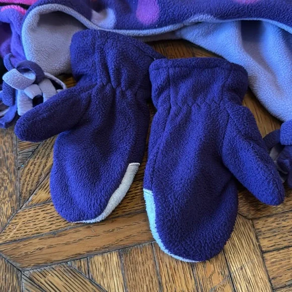 Little girls winter hat and gloves lot - Picture 9 of 15